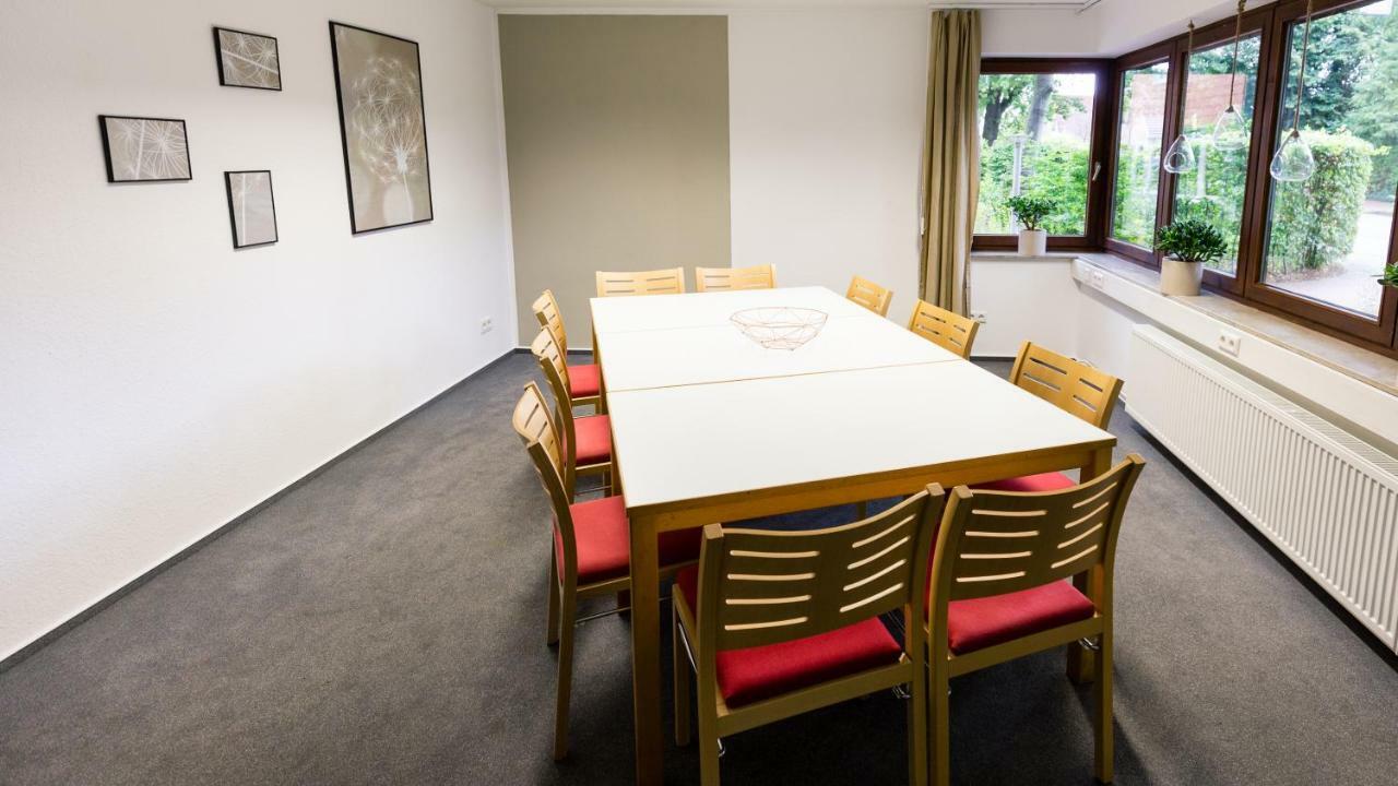 Ostel Jugendhotel Bremervoerde Bagian luar foto